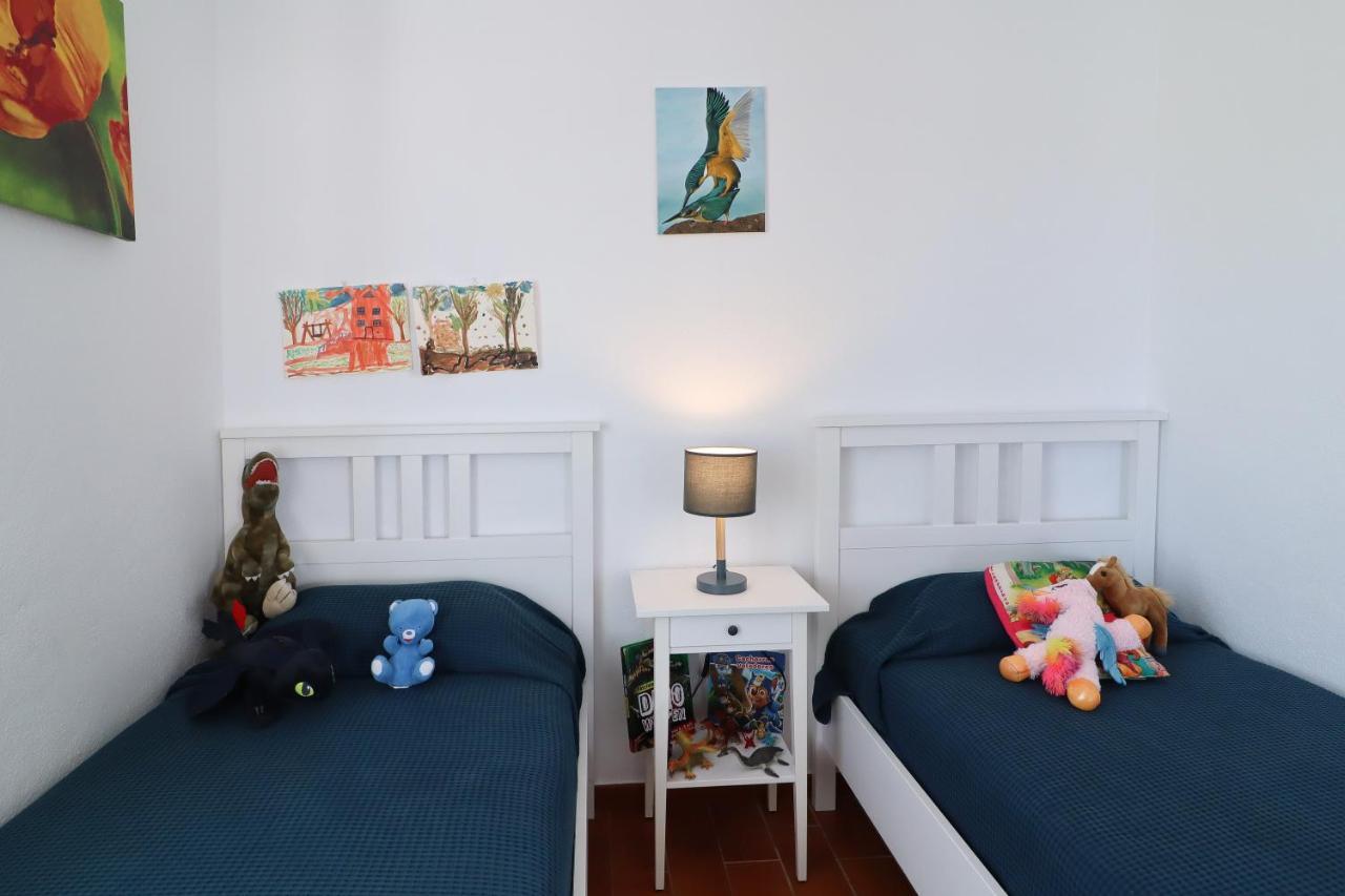 Belvedere, Family-Friendly, Nice, First-Line Apartment With Stunning Beach And Sea Views,Ac Arenal d'en Castell Luaran gambar