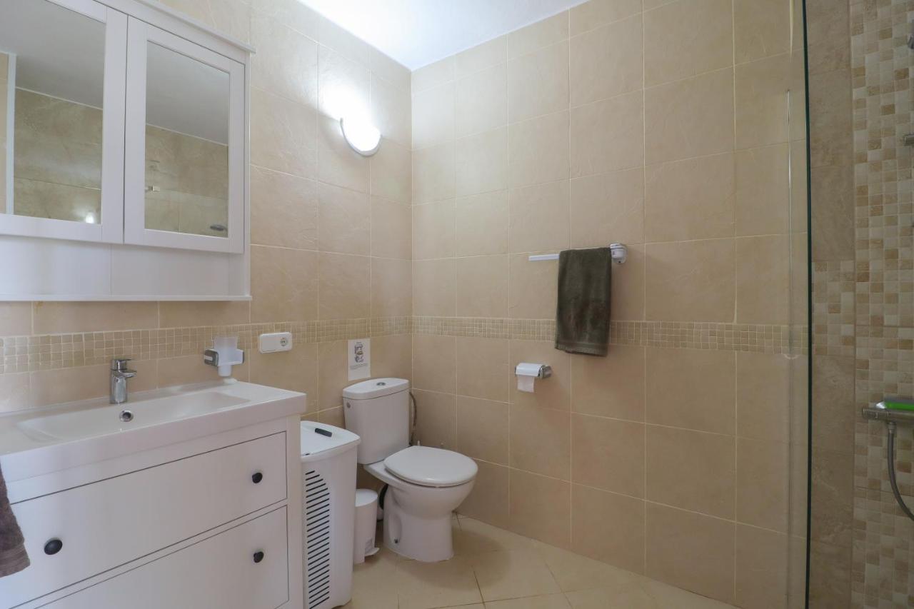 Belvedere, Family-Friendly, Nice, First-Line Apartment With Stunning Beach And Sea Views,Ac Arenal d'en Castell Luaran gambar
