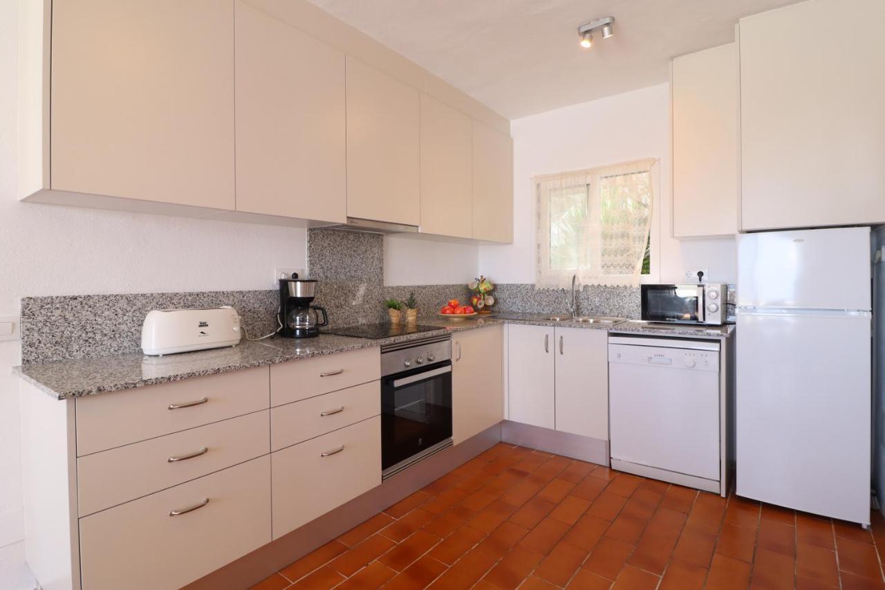 Belvedere, Family-Friendly, Nice, First-Line Apartment With Stunning Beach And Sea Views,Ac Arenal d'en Castell Luaran gambar